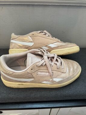 Reebok Pale Pink Metallic Classic Sneakers - size 8